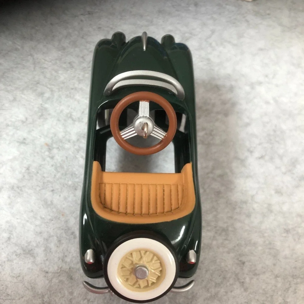 Hallmark Keepsake 1949 Gillham Sport Kiddie Car Classics Ornament NEW IN BOX #10